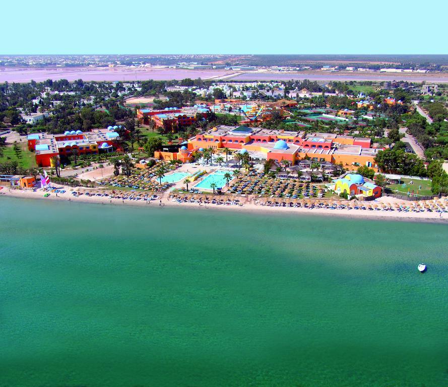 Готель Caribbean World Монастір Екстер'єр фото