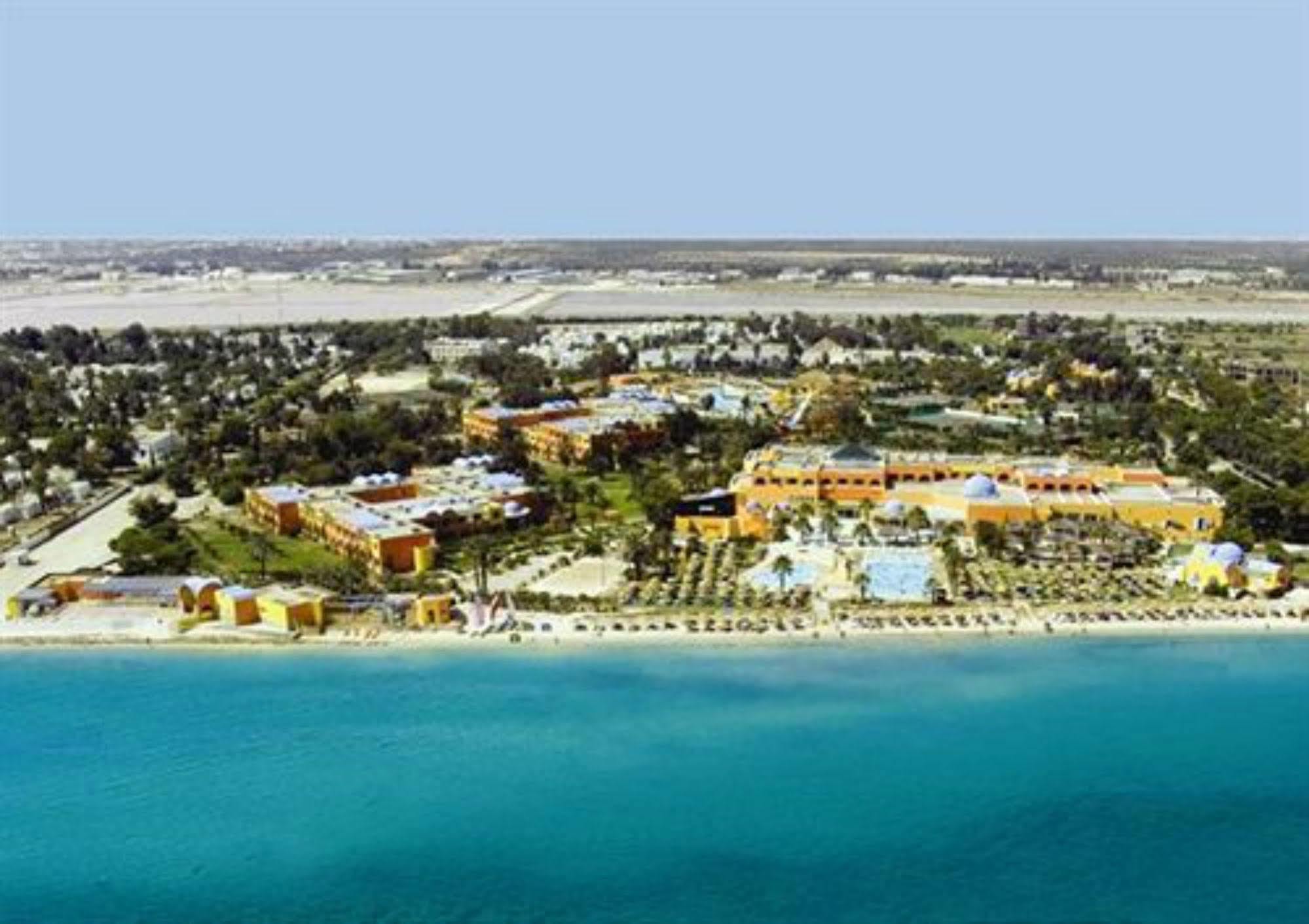 Готель Caribbean World Монастір Екстер'єр фото